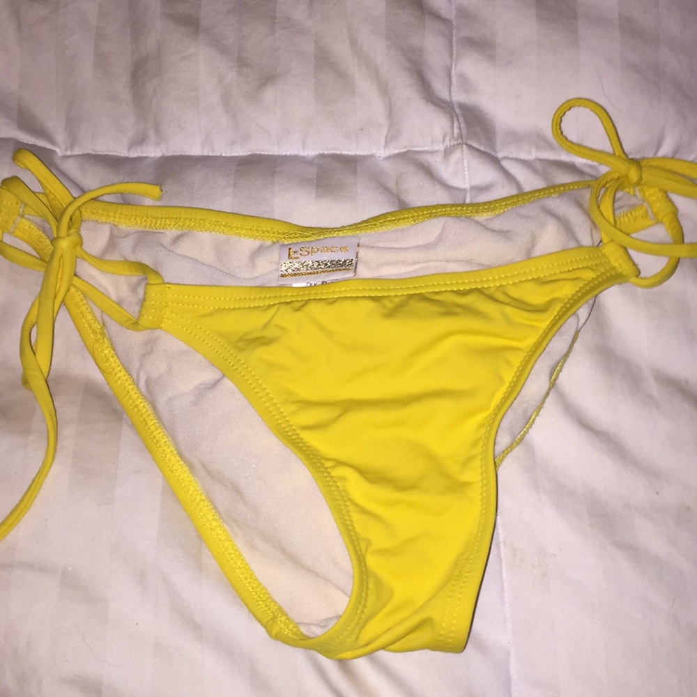 (2for$20)L SPACE YELLOW TIE BIKINI BOTTOMS